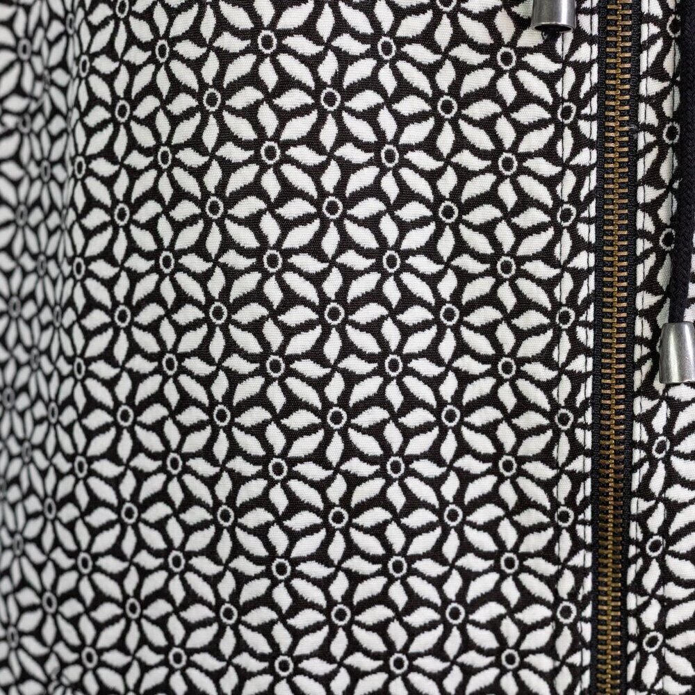 Christopher & Banks Size L white/black floral embroidered pattern hooded sleeve - Picture 5 of 10